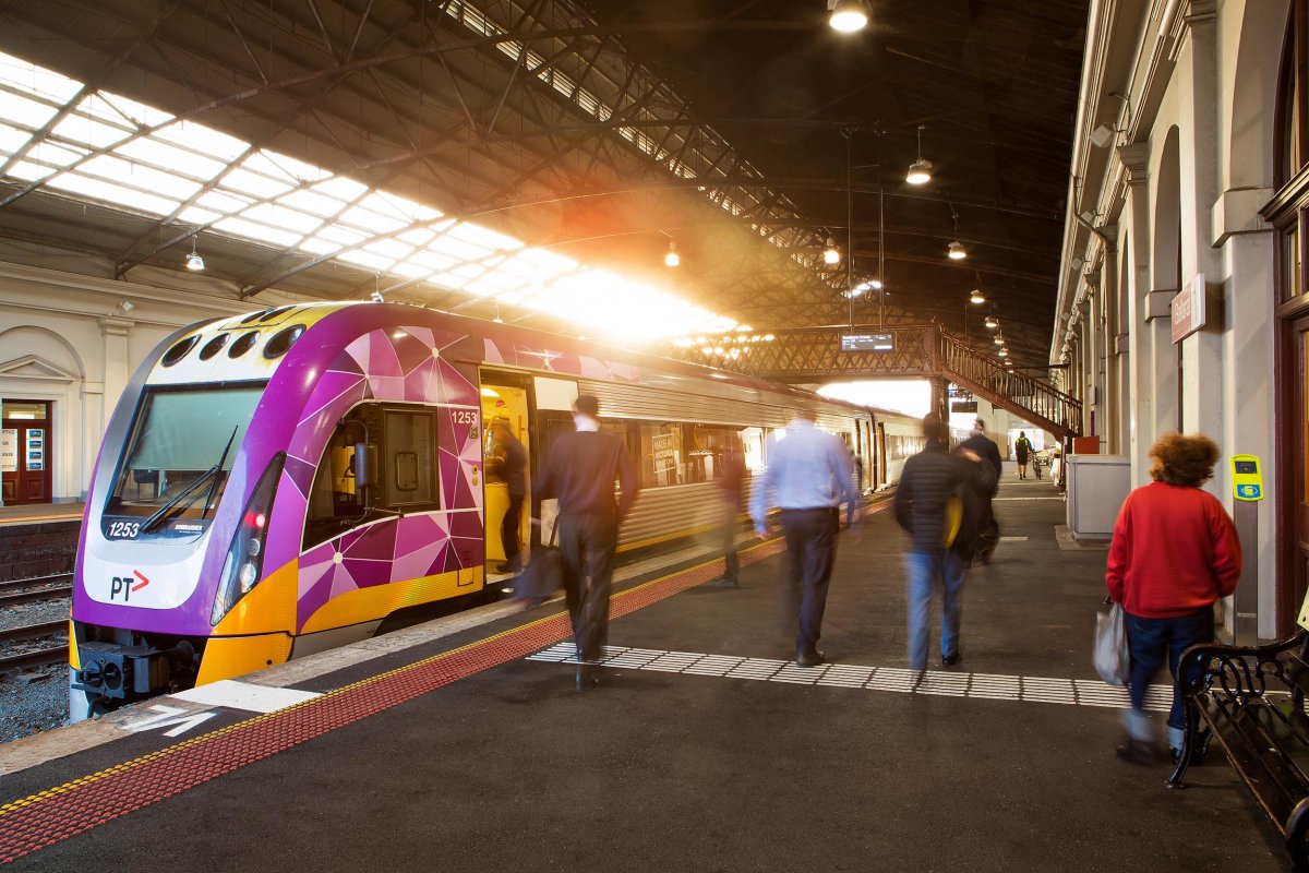 Ballarat to receive train link to airport
